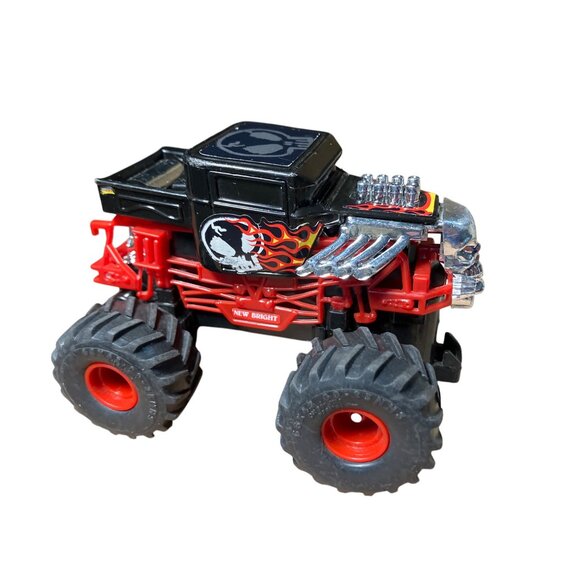 Monster Trucks Die-Cast & Plastic Toy Vehicles Lot of 6 - Picture 9 of 12